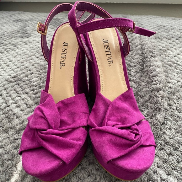 Size 6 womens brand new heels - Picture 3 of 5